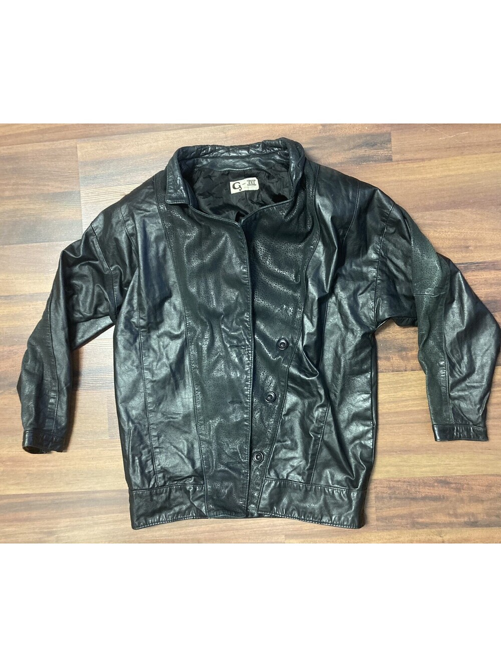 Vintage G-III Womens 100% Leather Jacket Size Large Color Black *Damaged Cuff